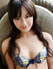 Cute teen Miyake Hitomi 09