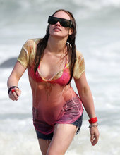 Wet and sexy Hilary Duff 06