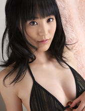 Sexy Asian Babe Yuri Hamada 13