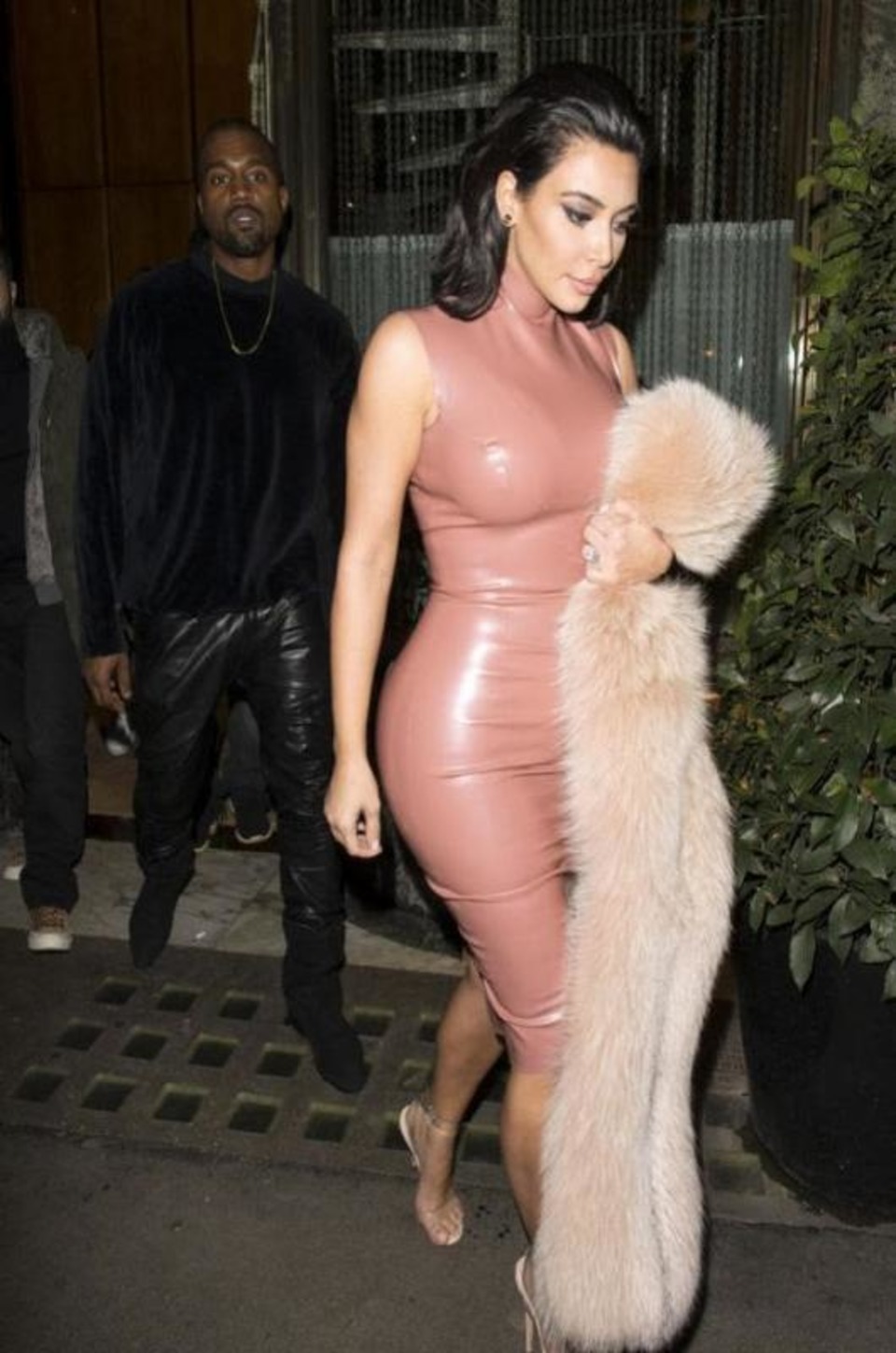 Kim Kardashian in latex