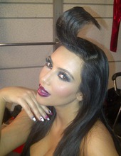 Celeb Beauty Kim Kardashian 08