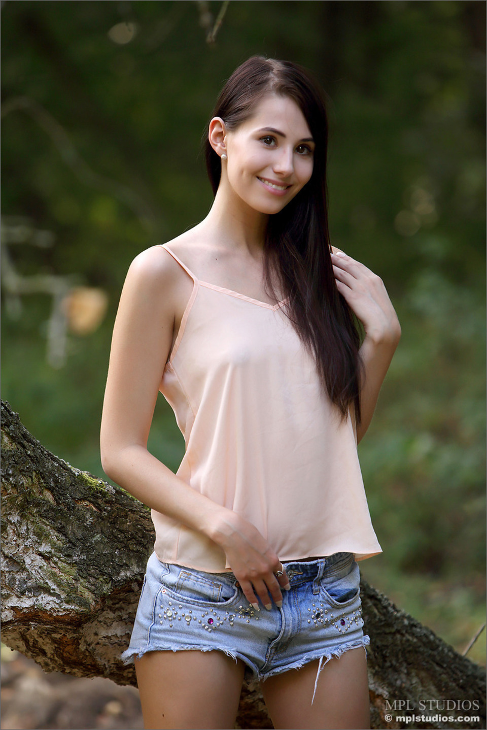 Vanessa A In Forest Queen