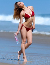 Kaili Thorne Wearing Bikini 11