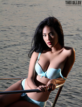 Asian Hot Babe Arya 09