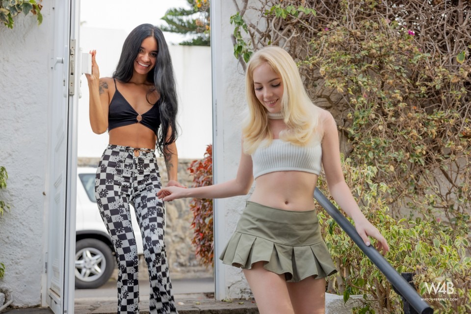 Besties On A Trip